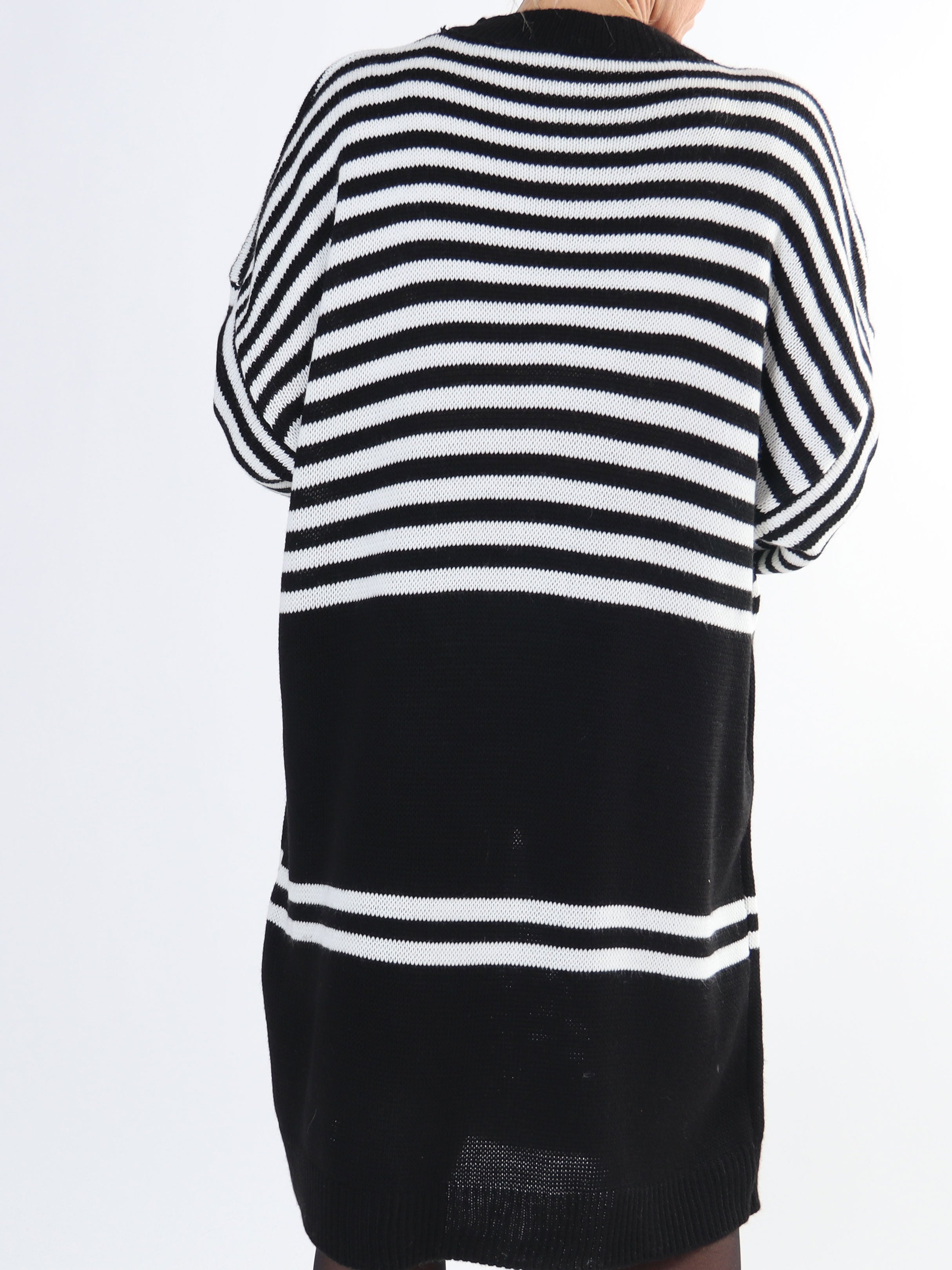 Julietta - Stickad klänning med ränder i stora storlekar